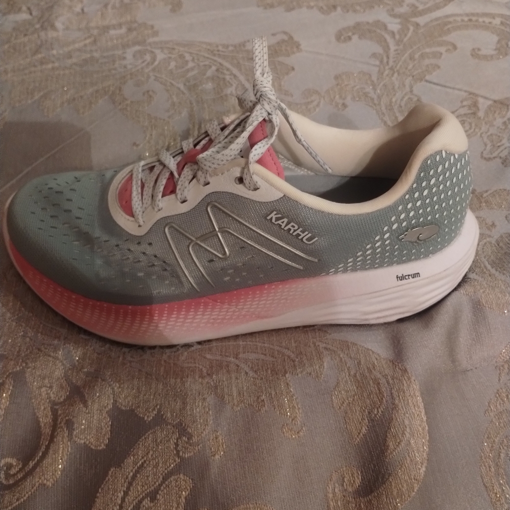 Karhu Women's Athletic Shoes - Gray and Pink